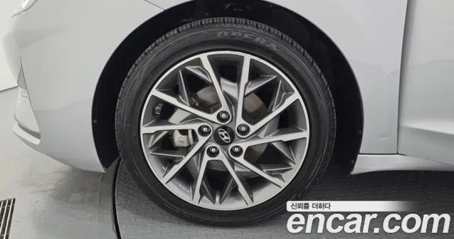 Hyundai Avante (Elantra) 