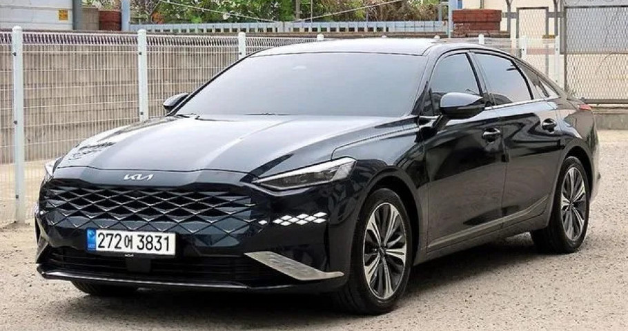 Kia K8 