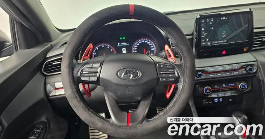 Hyundai Veloster 