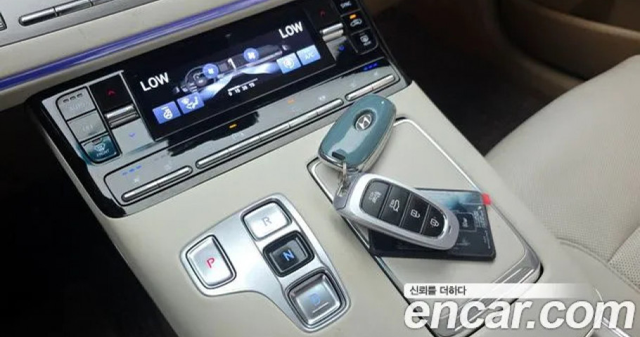 Hyundai Grandeur 