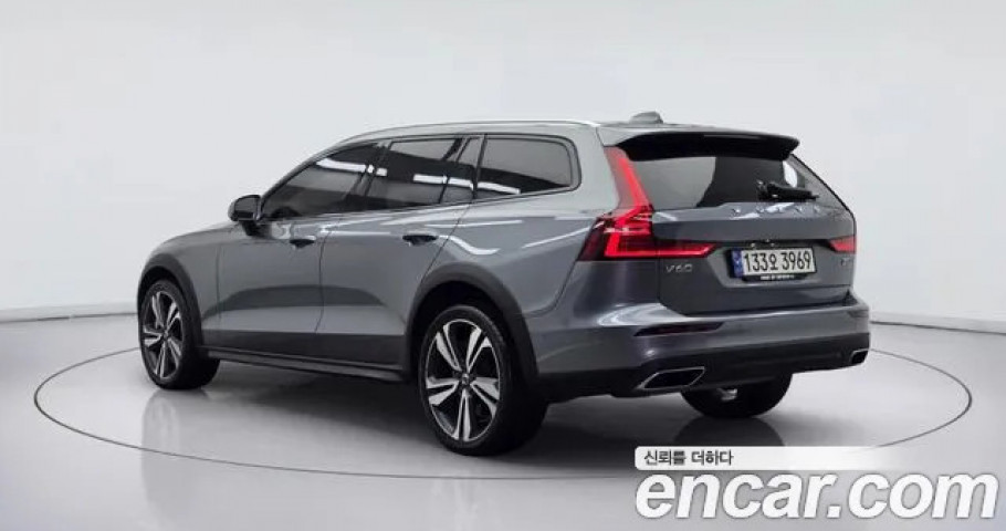 Volvo V60 