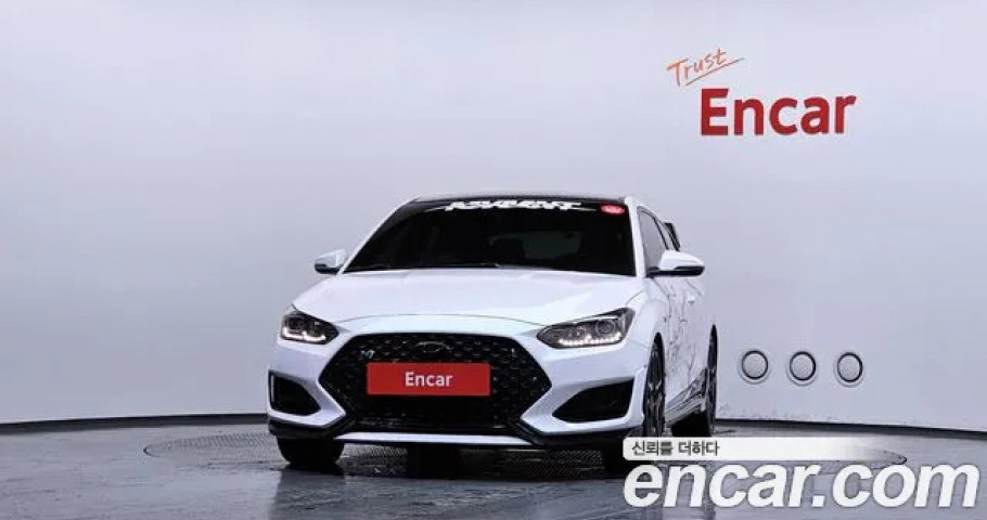 Hyundai Veloster 