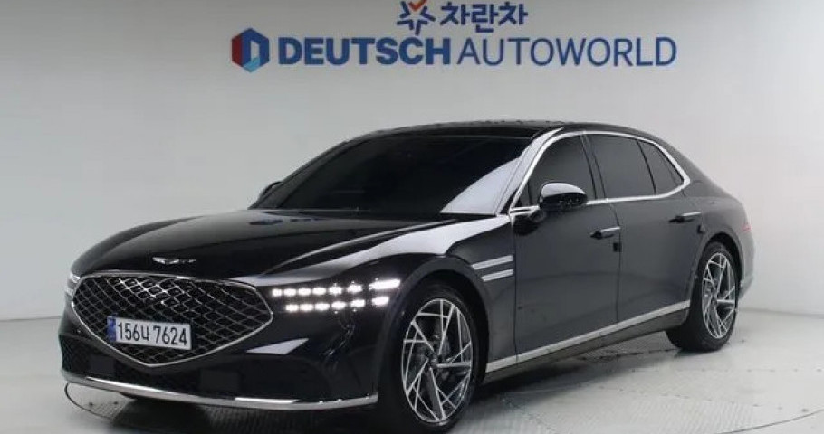 Genesis G90 
