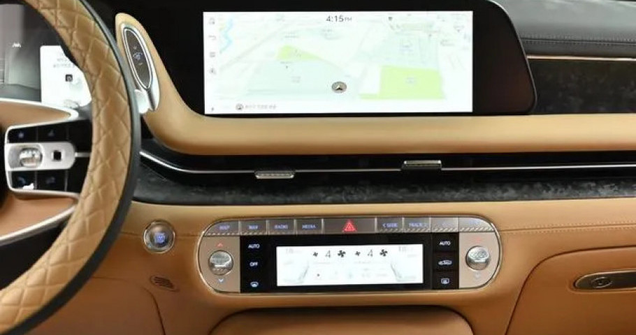 Genesis G90 