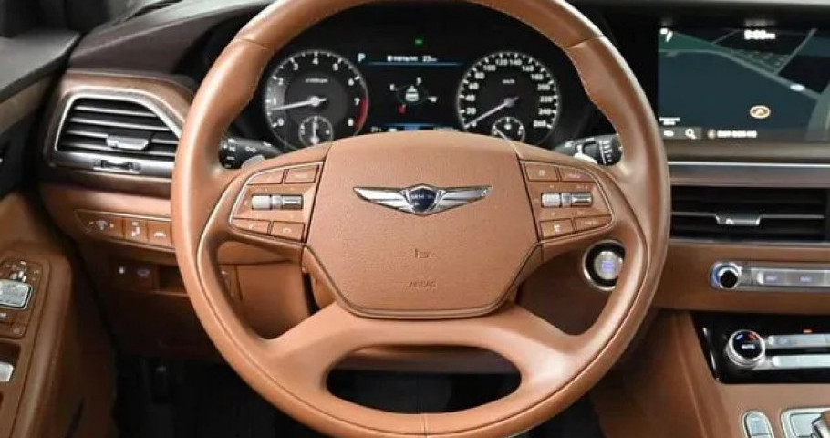 Genesis G90 