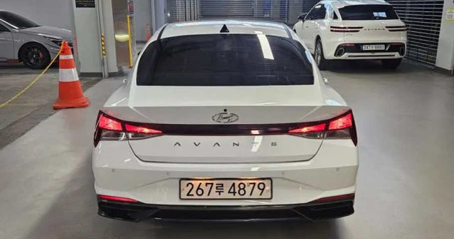 Hyundai Avante (Elantra) 