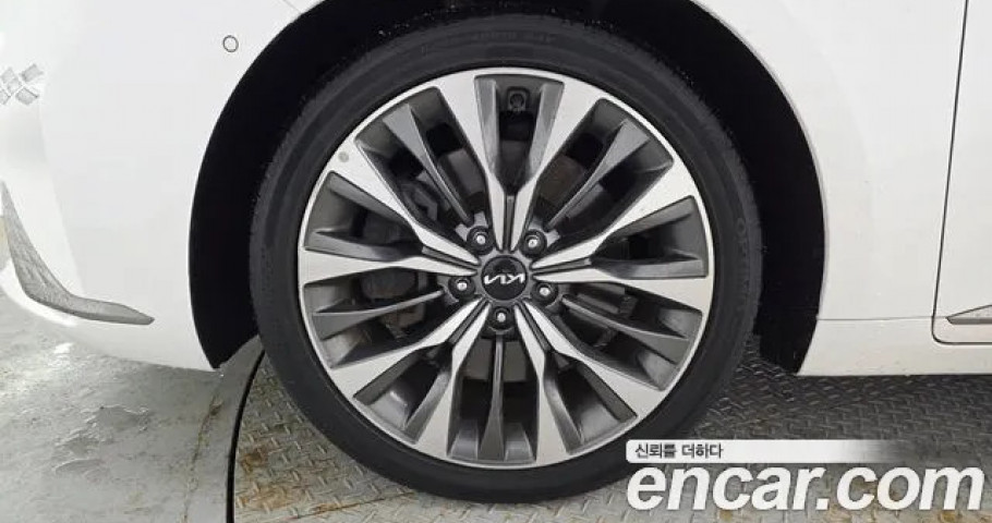 Kia K8 