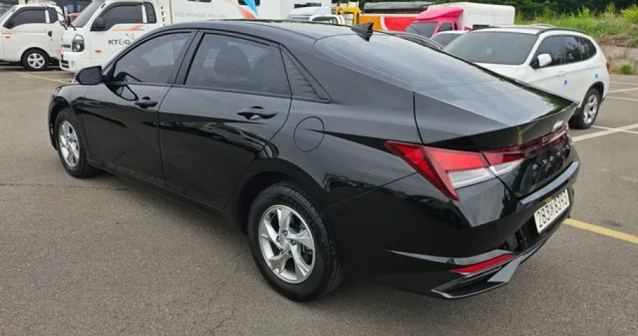 Hyundai Avante (Elantra) 