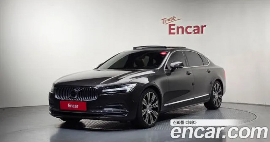 Volvo S90 