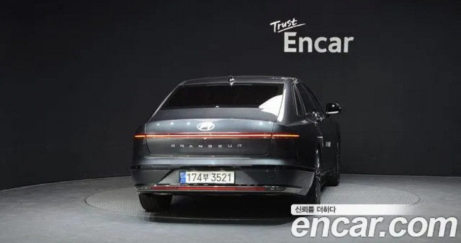 Hyundai Grandeur 