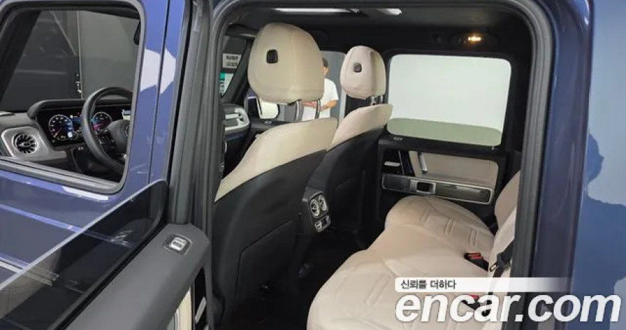 Mercedes-Benz G-Class 
