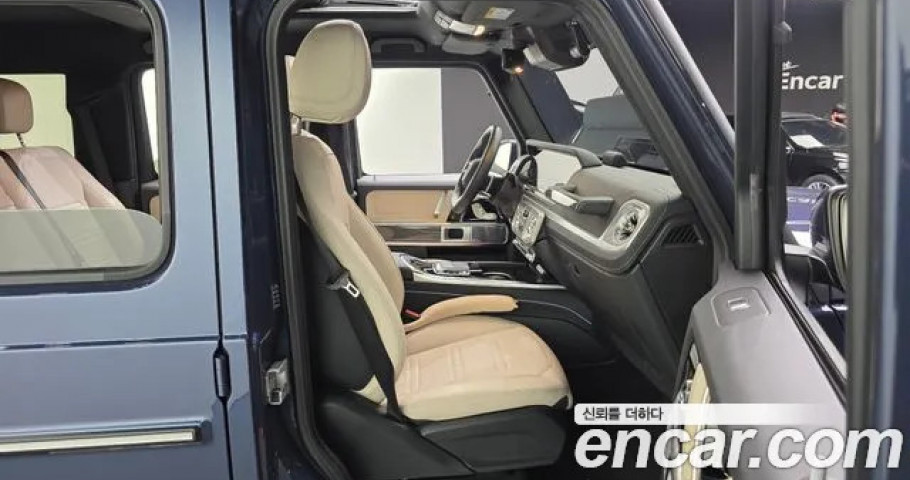 Mercedes-Benz G-Class 
