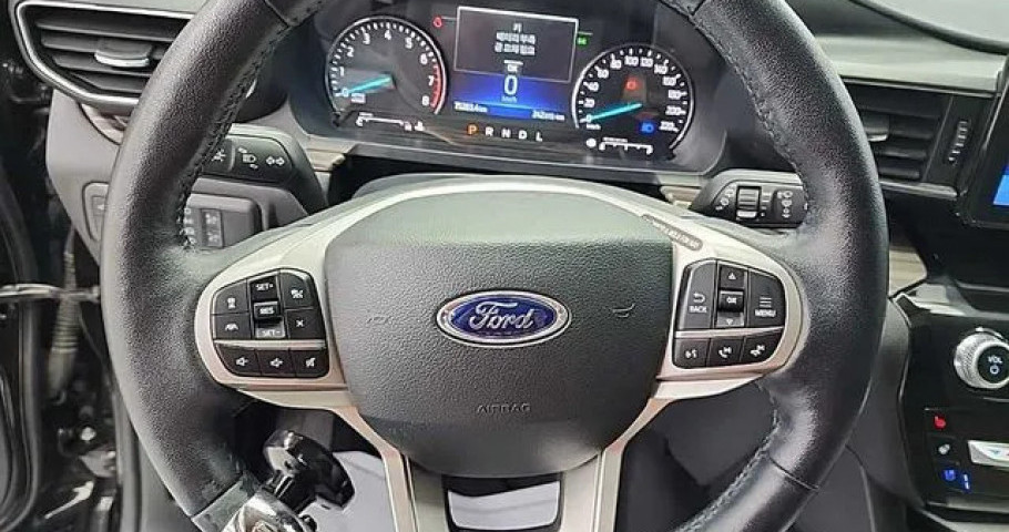 Ford Explorer 