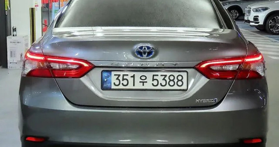 Toyota Camry 
