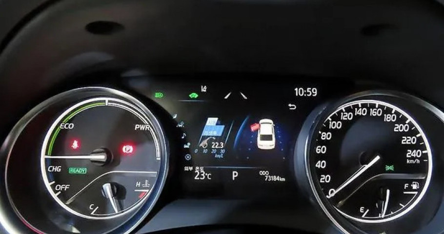 Toyota Camry 