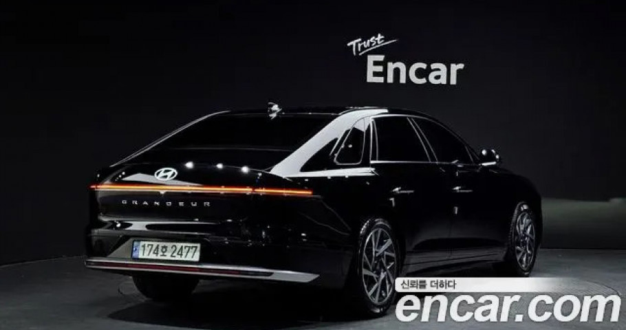 Hyundai Grandeur 