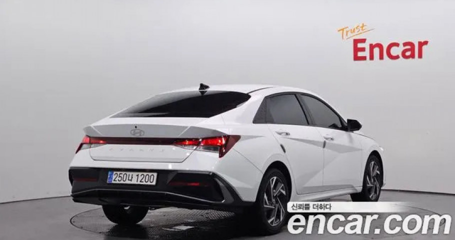 Hyundai Avante (Elantra) 