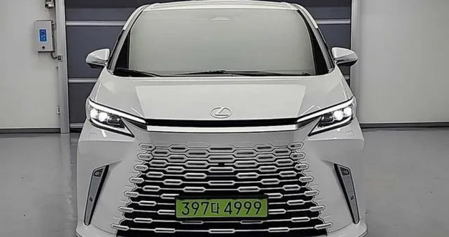 Lexus Lm 