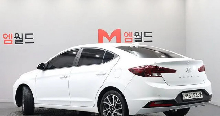 Hyundai Avante (Elantra) 