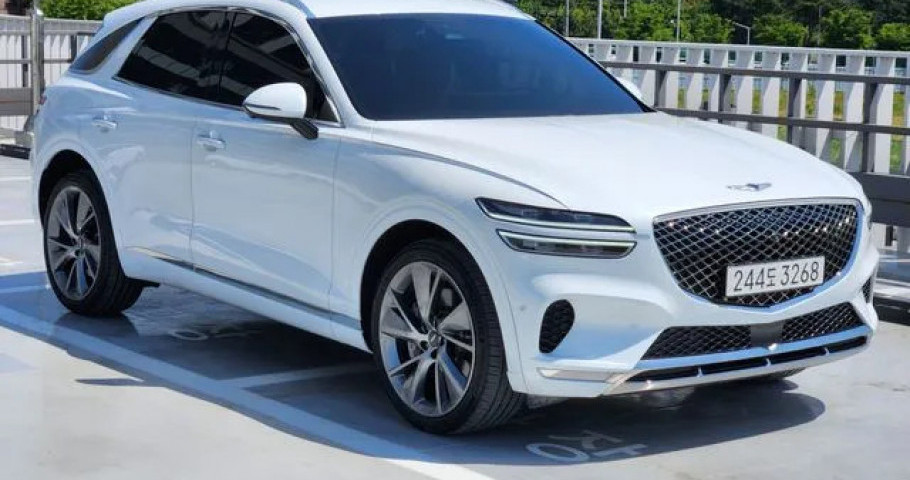 Genesis Gv70 