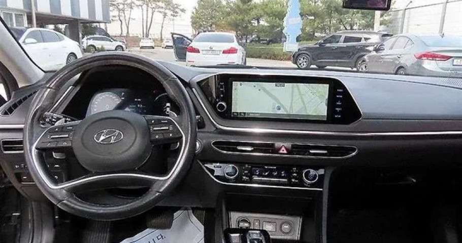 Hyundai Sonata 