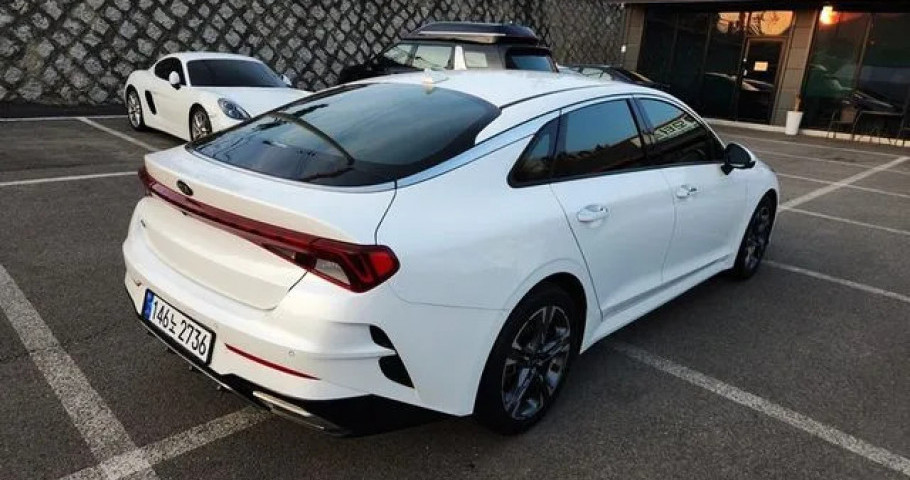 Kia K5 