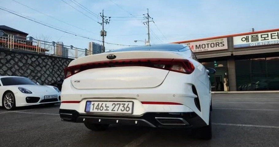 Kia K5 