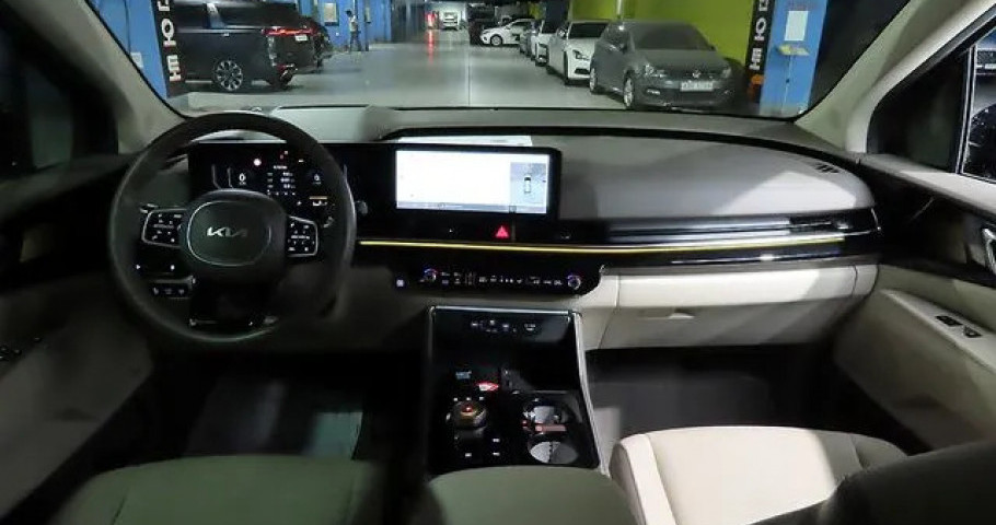 Kia Carnival 
