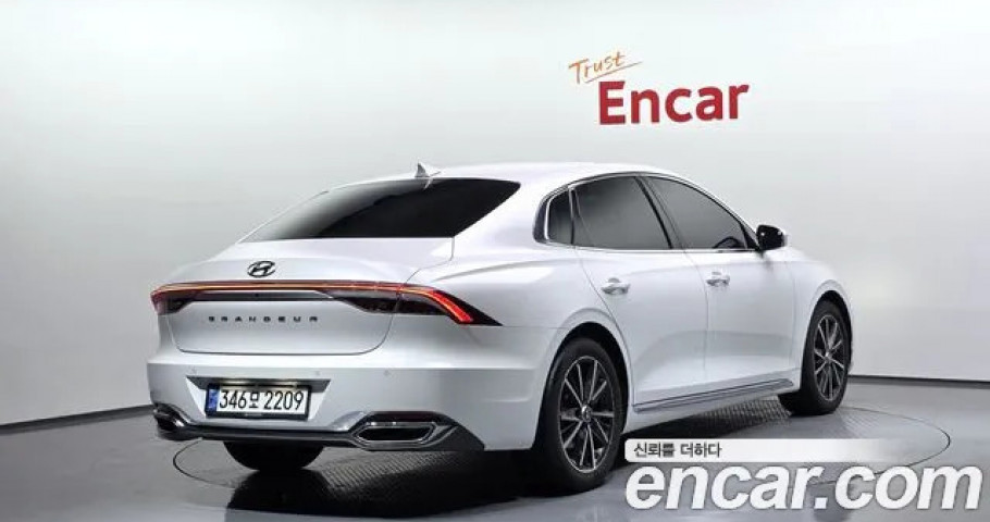 Hyundai Grandeur 