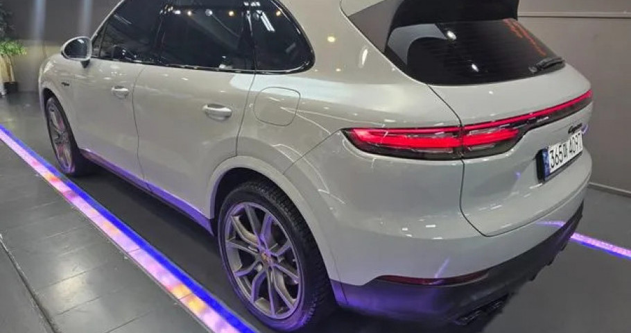Porsche Cayenne 