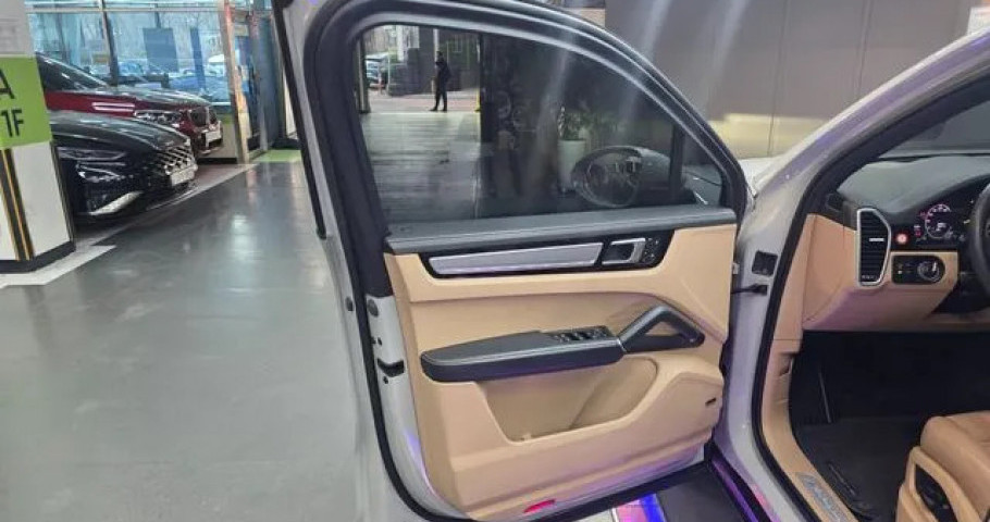 Porsche Cayenne 