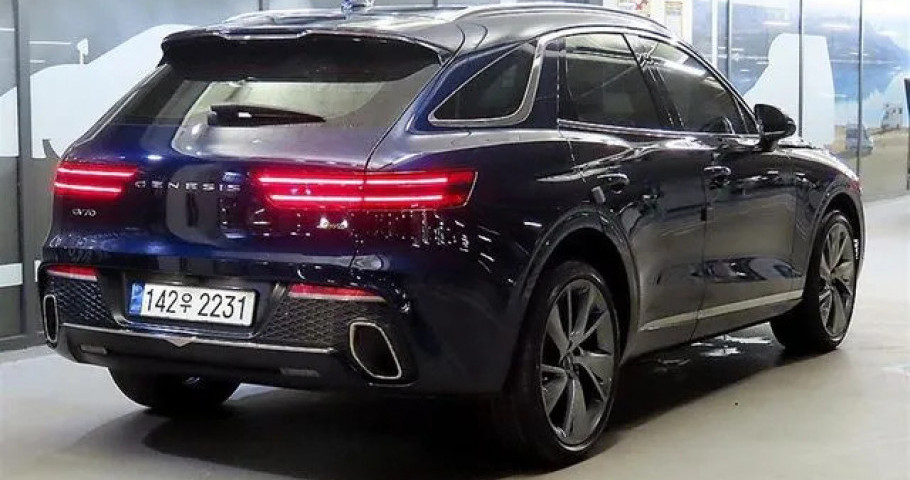 Genesis Gv70 