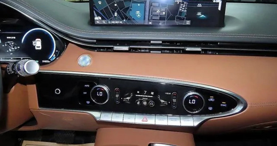 Genesis Gv70 