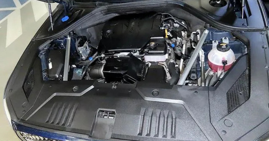 Genesis Gv70 