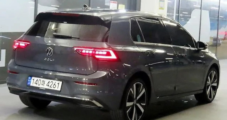 Volkswagen Golf 