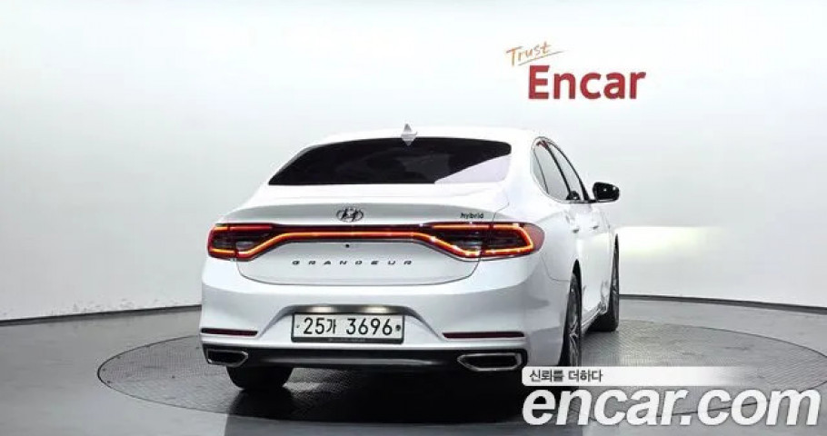 Hyundai Grandeur 