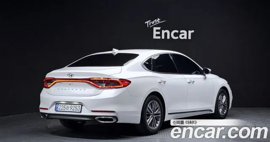 Hyundai Grandeur 
