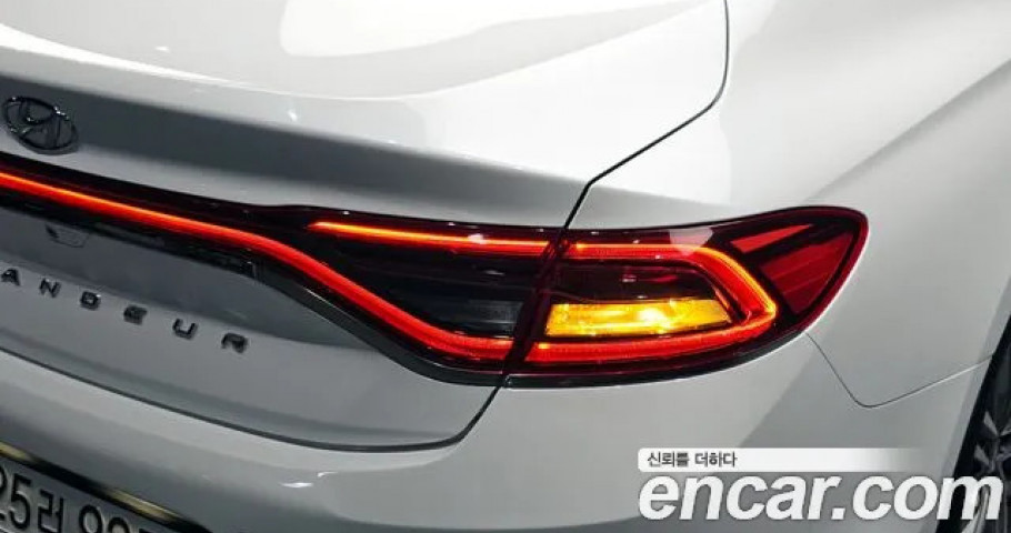 Hyundai Grandeur 