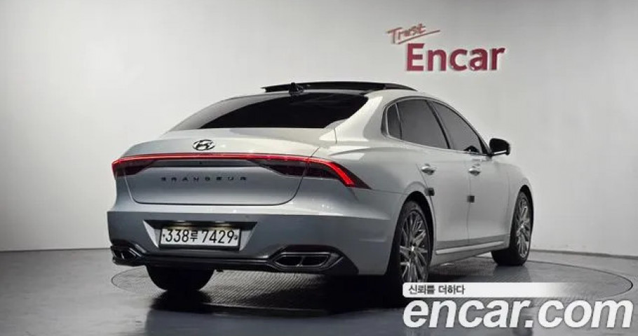 Hyundai Grandeur 