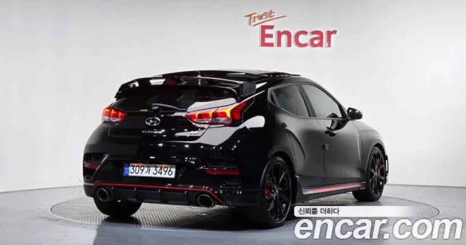 Hyundai Veloster 