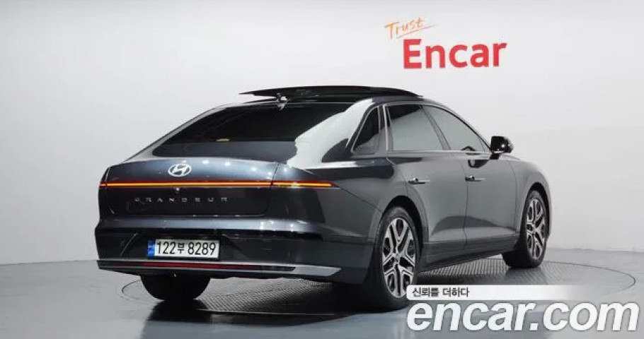 Hyundai Grandeur 