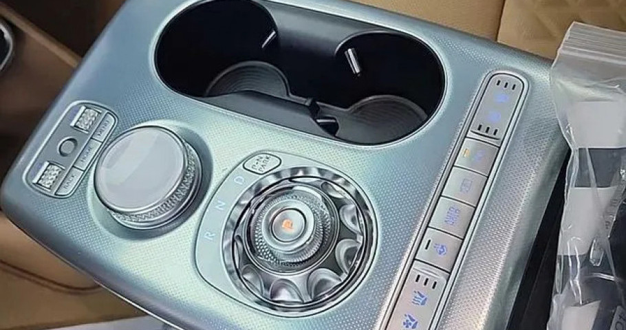 Genesis Gv60 