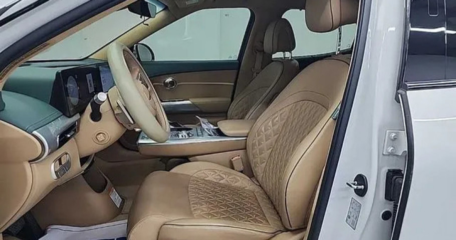 Genesis Gv60 