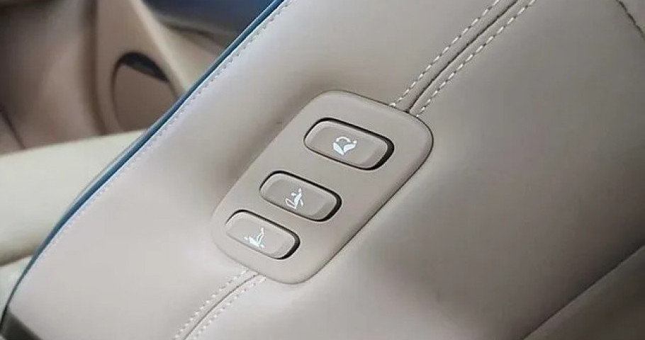 Genesis Gv60 