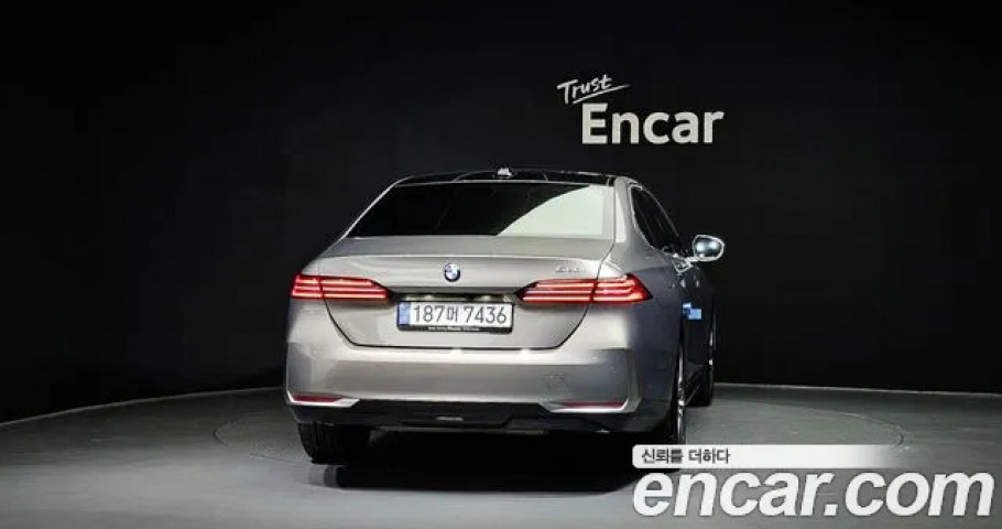 Bmw 5-Series 