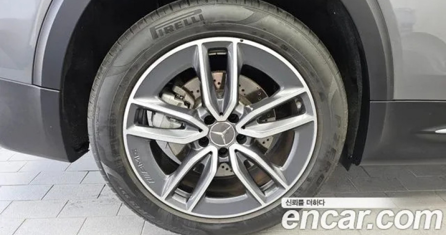 Mercedes-Benz Glb-Class 