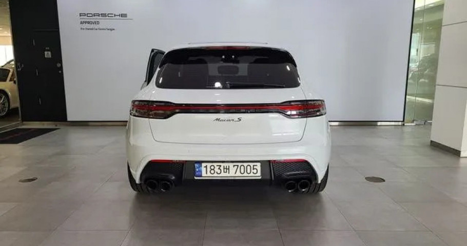 Porsche Macan 