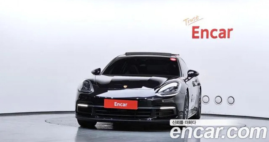 Porsche Panamera 