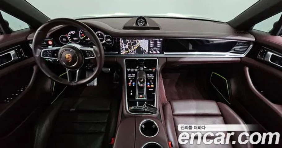 Porsche Panamera 