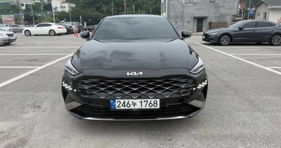 Kia K8 